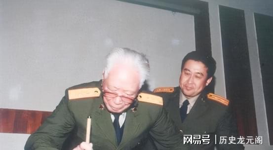 股市配资 官至副国级的四位开国中将，都是实力派的军政将领，他们是谁？